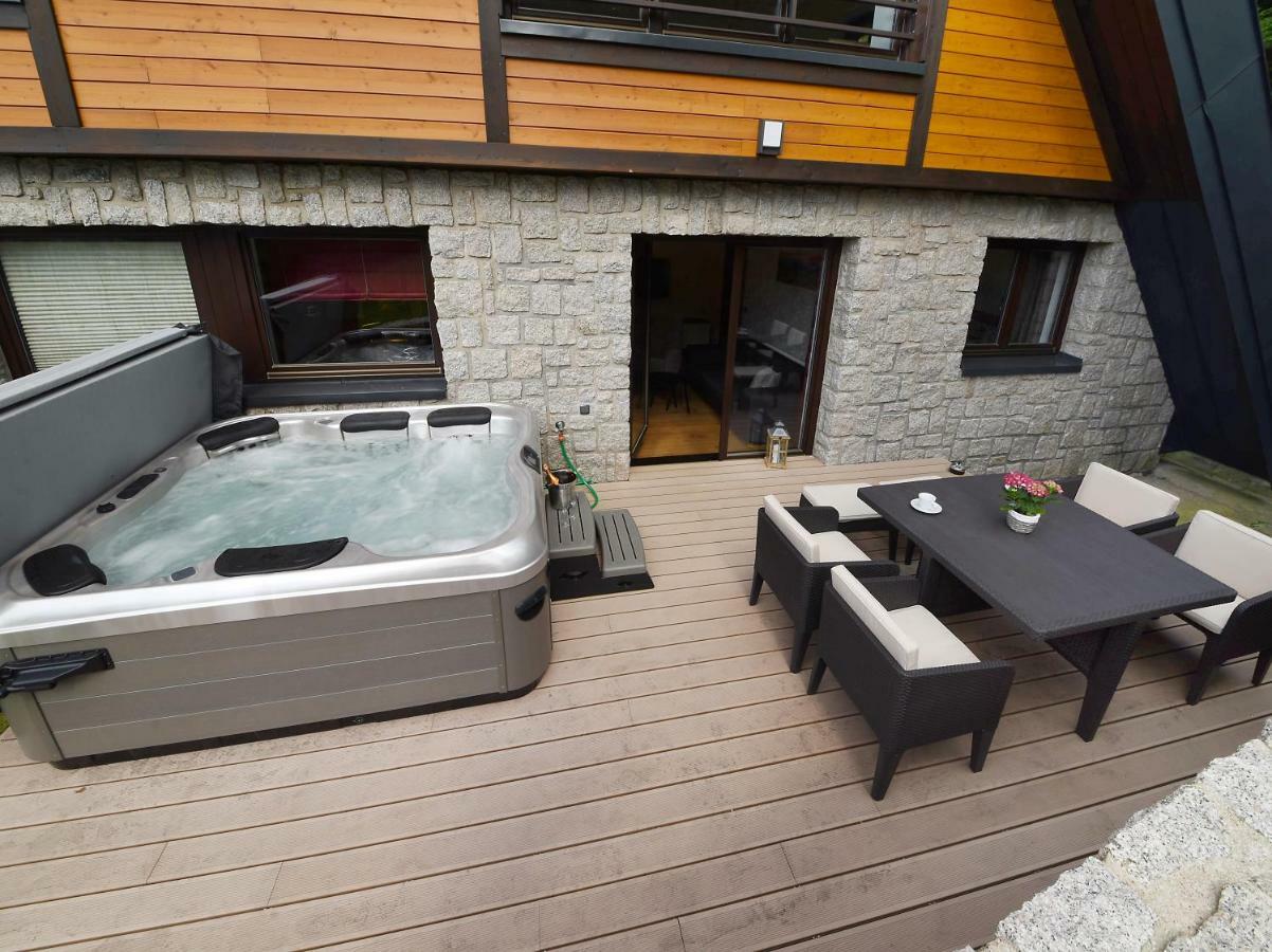 Apartment Adelka 104 With Private Whirlpool ชปินด์เลอรูฟ มลิน ภายนอก รูปภาพ