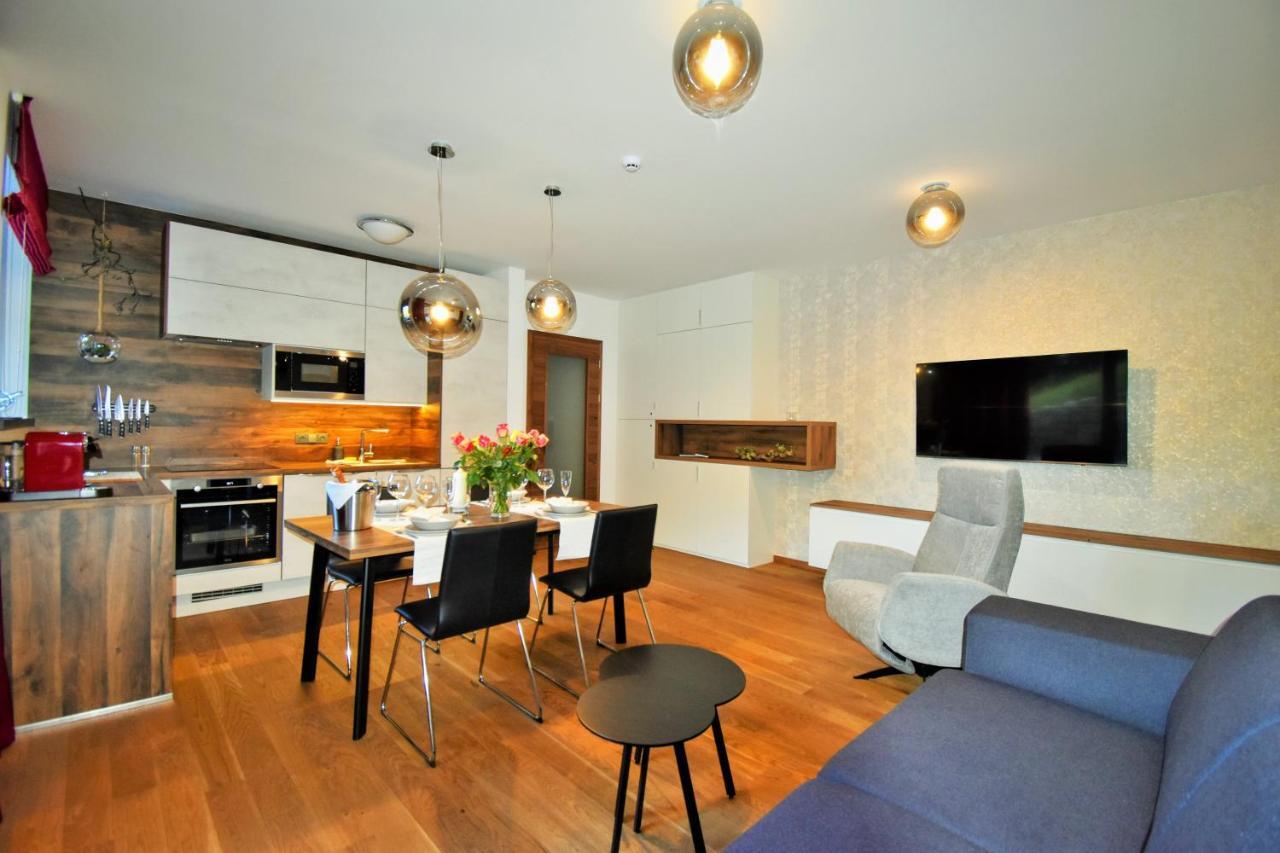 Apartment Adelka 104 With Private Whirlpool ชปินด์เลอรูฟ มลิน ภายนอก รูปภาพ
